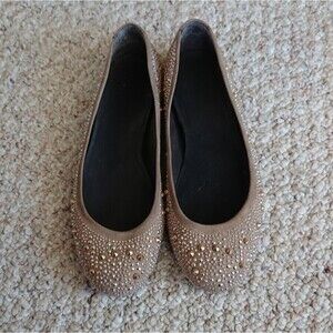 Stuart Weitzman Nubeads Suede Studded Flats size 7
